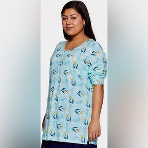 Curve & Nerve Plus Tunic Henley Top